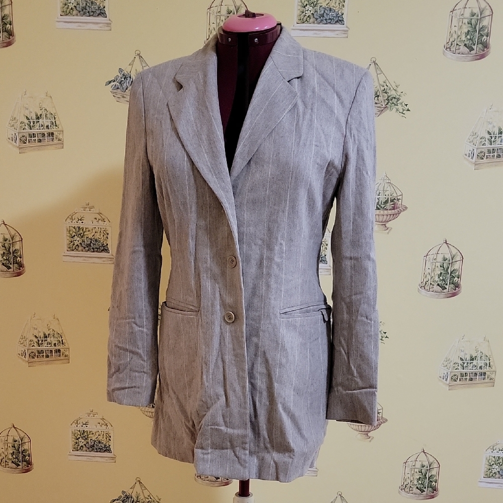 Gray Tailored Blazer with Notched Lapels